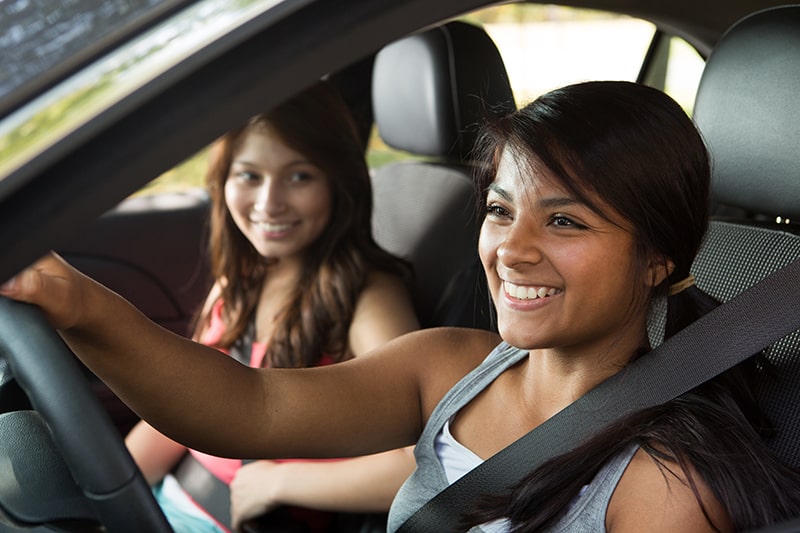 3 ways to protect your teenager from distracted driving crashes